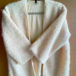 H&M Medium Fuzzy Sweater | see photos for inspo